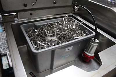 Lot 803 - Box of stainless steel bottle holders