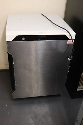 Lot 1419 - 60cm Valera HVS200TN single door fridge