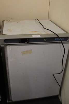 Lot 1423 - 60cm Polar undercounter single door freezer CD081