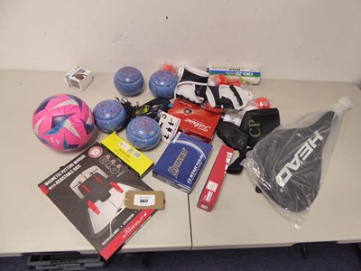 Lot 3977 - An assortment of sports items