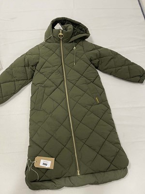 Lot 3493 - Barbour kirkton puffer coat in olive green...