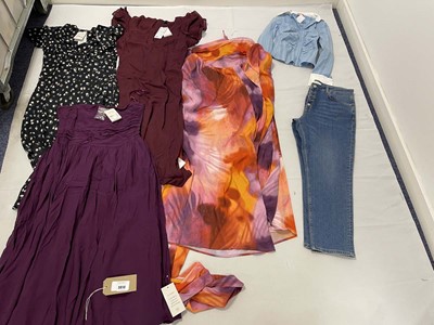 Lot 3818 - Selection of clothing to include NoBody's...