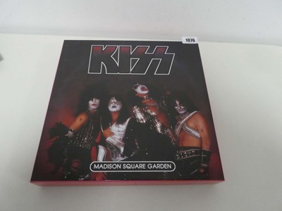 Lot 1076 - Kiss Maddison Square Garden box set incl. 4...