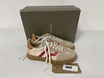 Lot 3859 - GANT cuzima satin suede trainers in light pink...