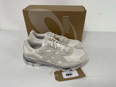 Lot 3861 - Asics gel-NYC trainers in cream size UK9 - boxed