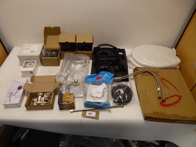 Lot 4611 - Selection of plumbing and bathroom to include...