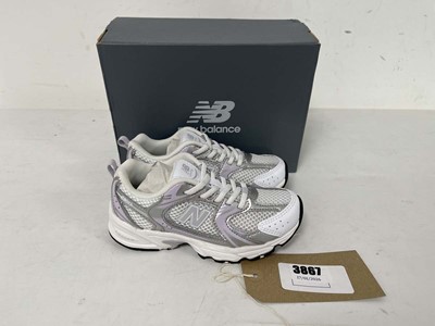 Lot 3867 - New Balance children's 530 trainers in silver...
