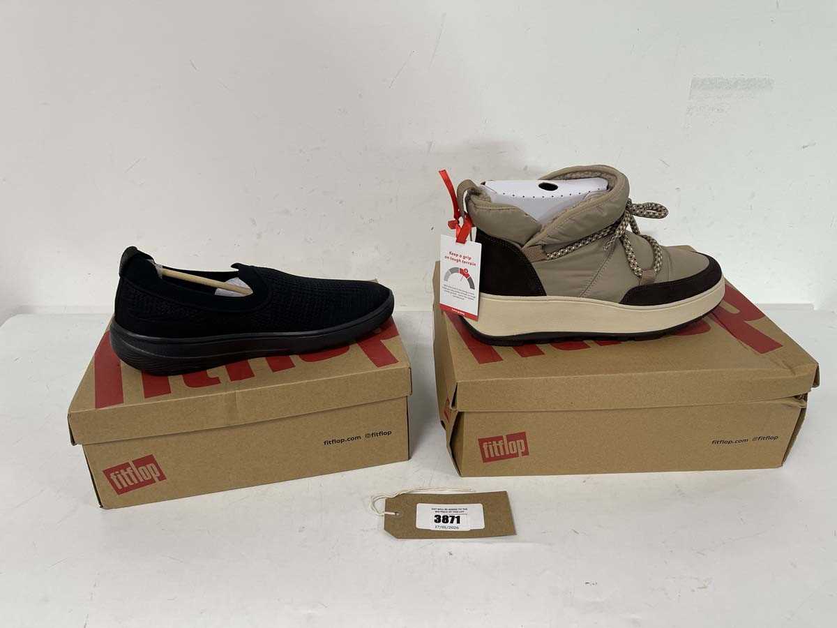 Lot 3871 - 2x Boxed pairs of Fitflop shoes to include...