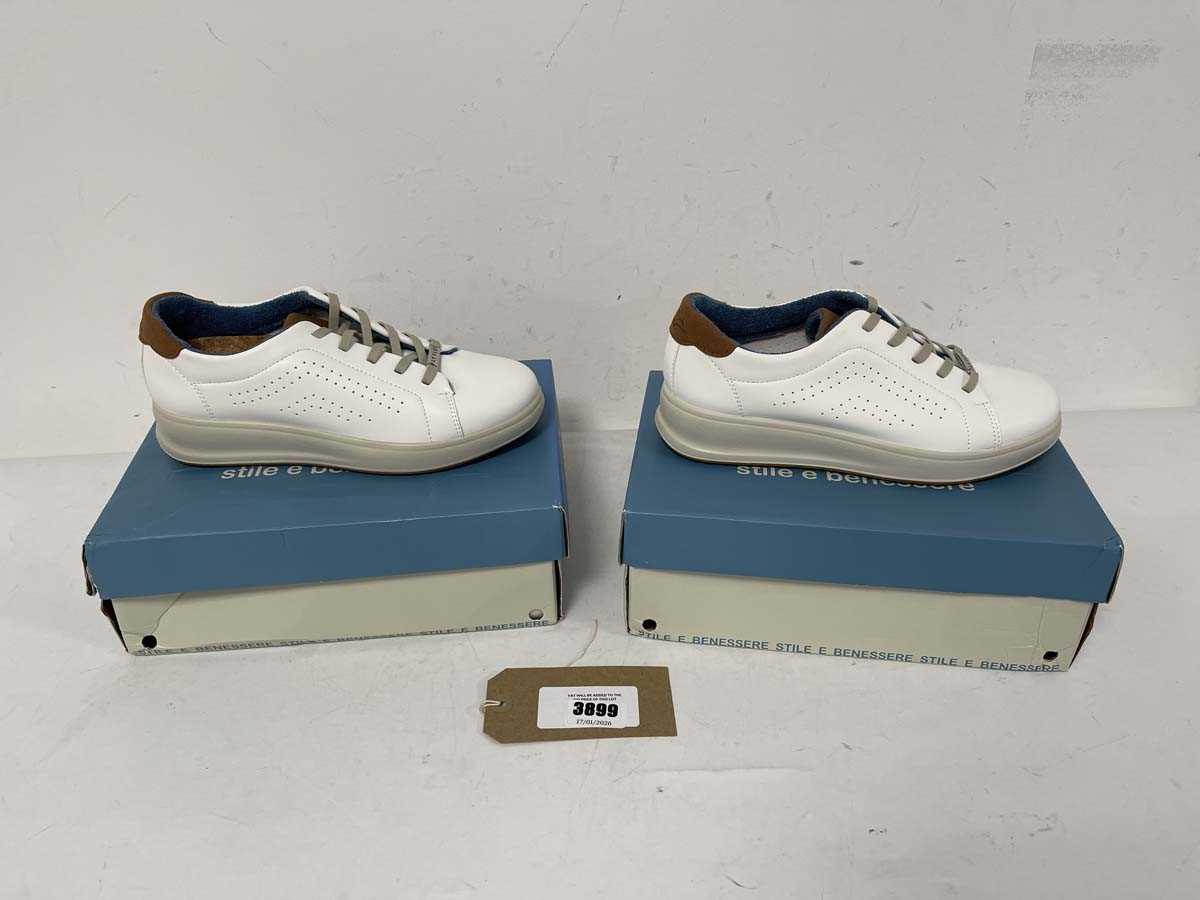 Lot 3899 - 2x boxed pairs of Fly Flot trainers in white...