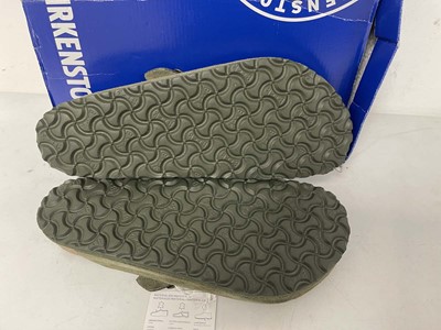 Lot 3904 - Birkenstock boston BS sandals in thyme size...