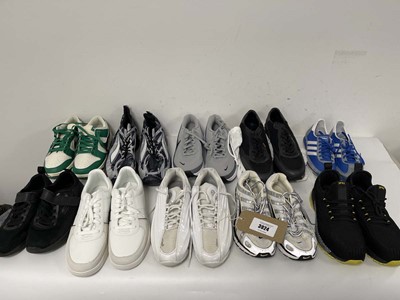 Lot 3924 - 10x Pairs of trainers in various styles to...