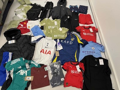 Lot 3939 - Selection of children's sportswear