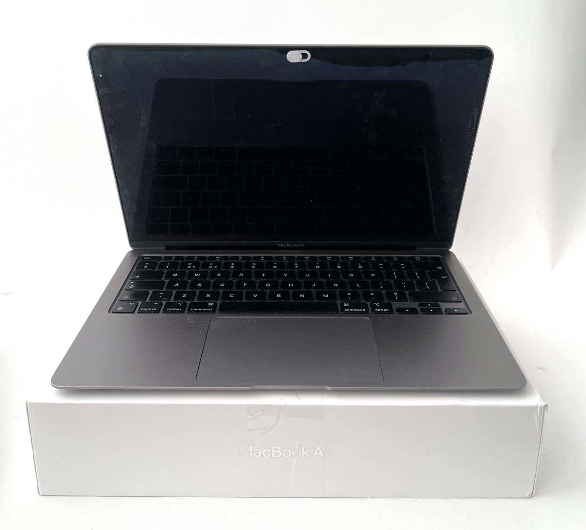 Lot MacBook Air 13" 2020 A2337 Space Grey laptop...