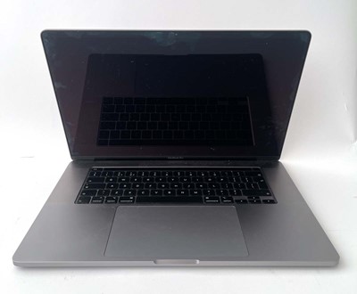 Lot MacBook Pro 16" 2019 A2141 Space Grey laptop...