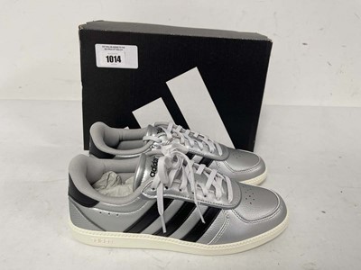 Lot Adidas breaknet sleek trainers in silver size...