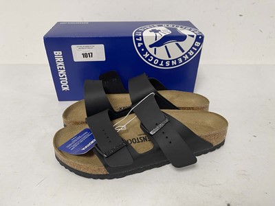 Lot Birkenstock arizona BS sandals in black size...