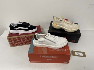 Lot 3x Boxed pairs of trainers to include Vans UK5....
