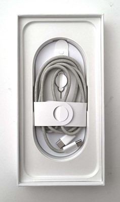 Lot iPhone 16 Pro Max 512GB Desert Titanium with...