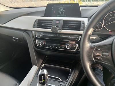 Lot 4001 - (YH68 CTM) 2019 BMW 318d SE Touring Steptronic...