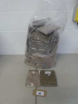 Lot A bag containing approx. 100 pairs of VR...