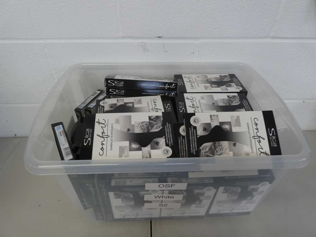 Lot A box containing women's Silca comfort...