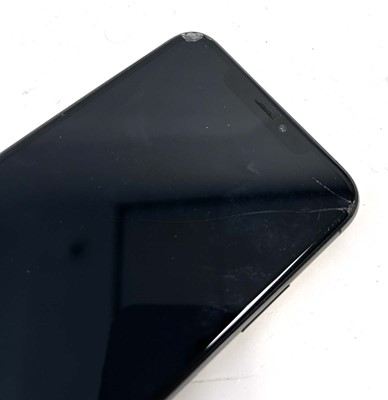 Lot iPhone XS Max 64GB (cracked touch)