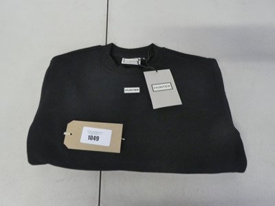 Lot A Hunter jumper in black ( size S)