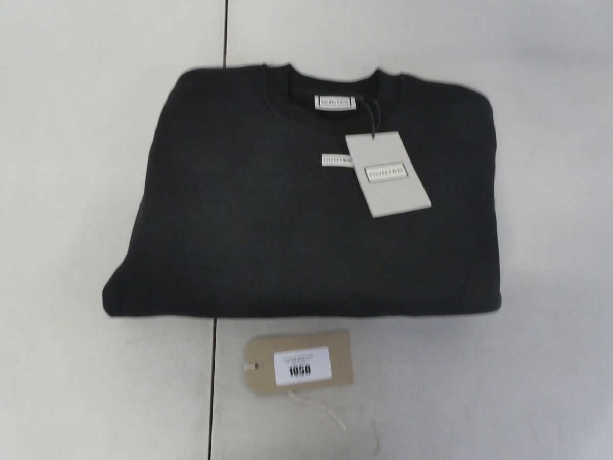 Lot A Hunter jumper in black ( size S)