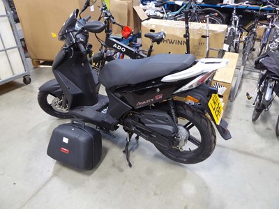Lot 4021 - (LK11 FRF) 2011 Kymco Agility City 50 moped in...