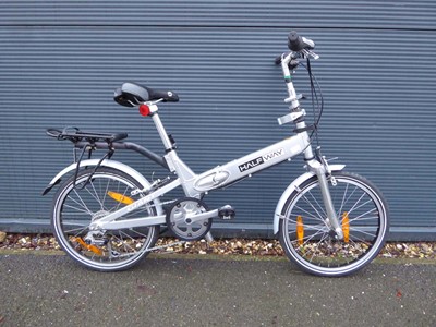 Lot 4031 - Silver Halfway folding bike