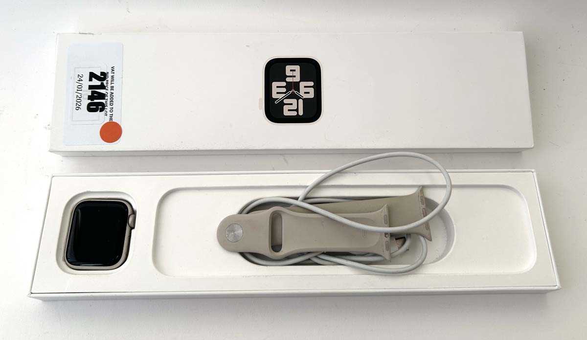 Lot Apple Watch SE 2nd Gen 40MM Starlight A2722,...