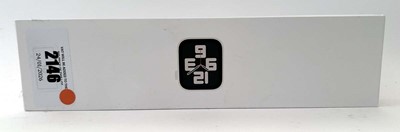 Lot Apple Watch SE 2nd Gen 40MM Starlight A2722,...