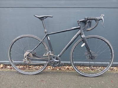 Lot 4052 - Indy black carbon fibre racing bike