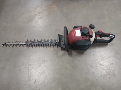 Lot 4073 - Mountfield MHJ2424 petrol hedgetrimmer