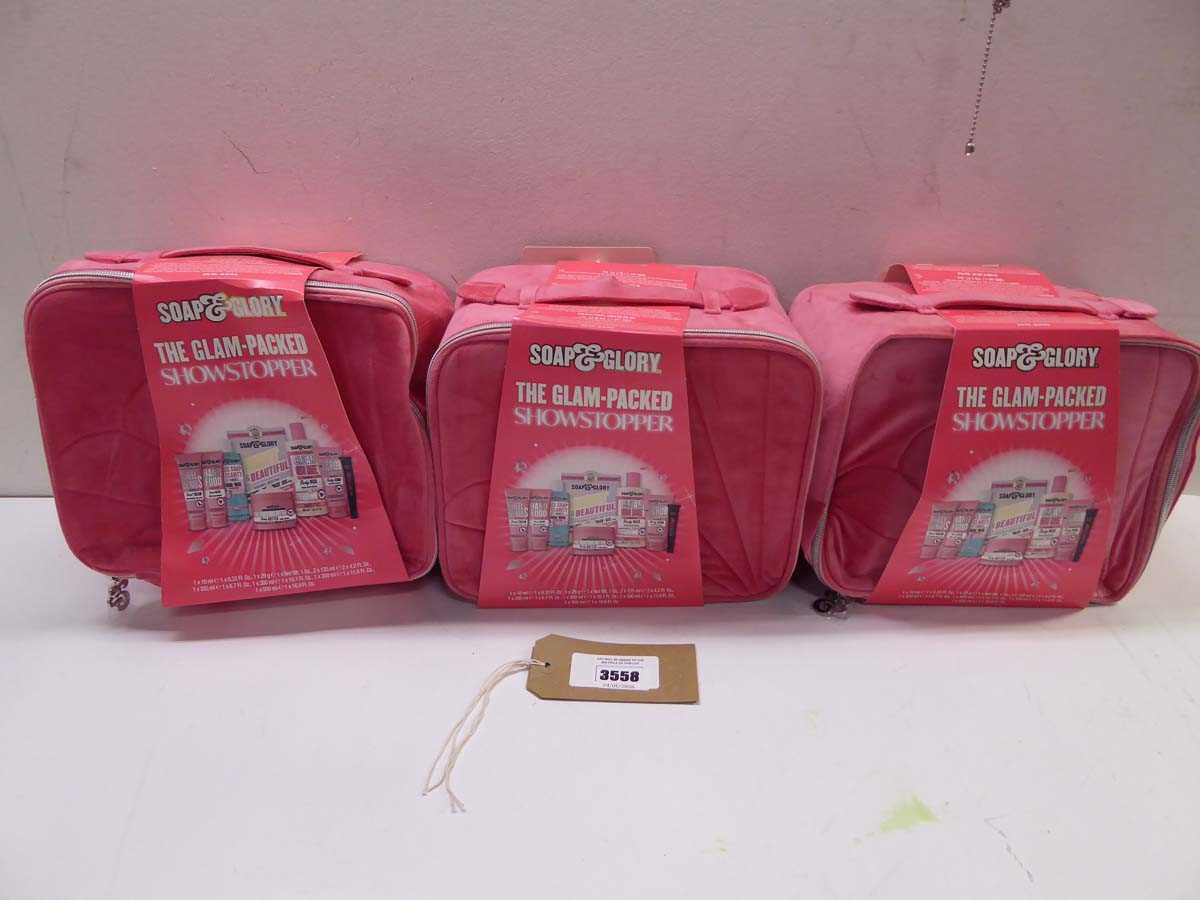 Lot 3 x Soap & Glory 'The Glam-Packed Showstopper'...