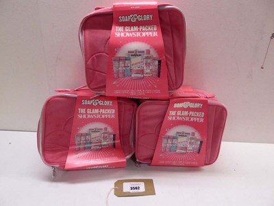 Lot 3 x Soap & Glory 'The Glam-Packed Showstopper'...