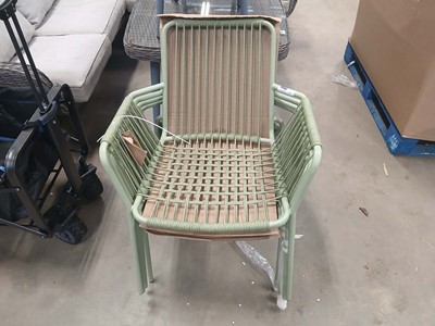 Lot 4132 - 4 green mesh chairs