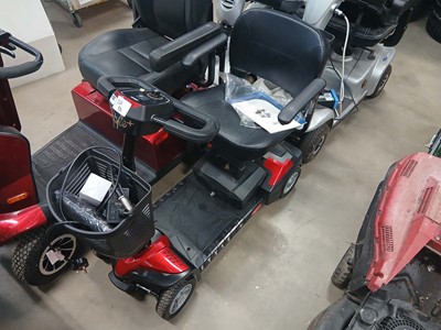 Lot 4137 - Mobility scooter with charger