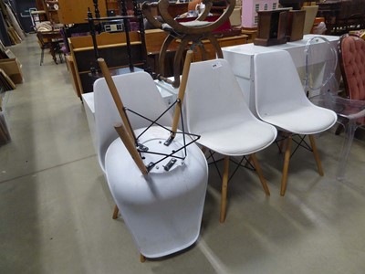 Lot 5110 - 4 moulded dining chairs
