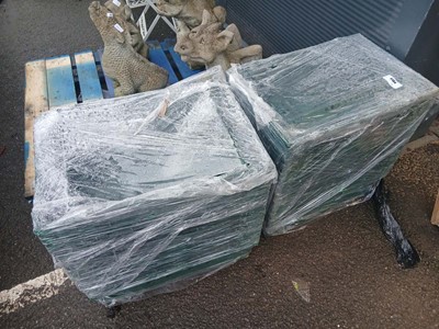 Lot 4164 - Two bundles of plastic crates