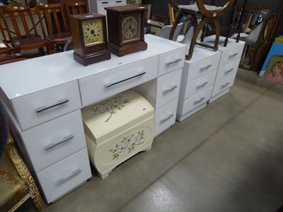 Lot 5124 - High gloss 7 drawer dressing table plus a pair...