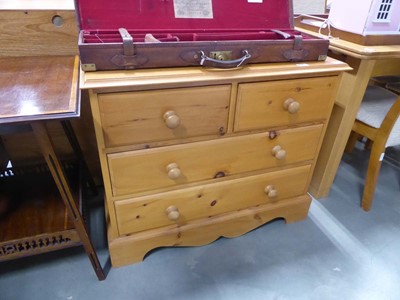 Lot 5132 - Modern pine chest of 2 over 2 drawers