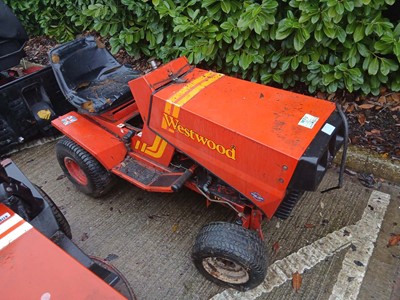 Lot 4175 - Westwood vintage petrol ride on lawn mower