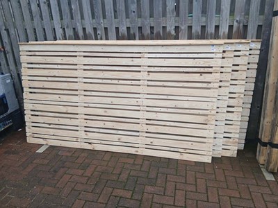 Lot 4186 - Four slatted garden fence panels approx 96"...