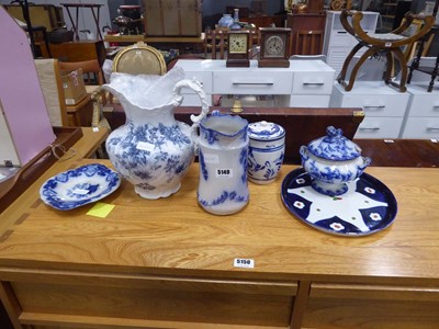 Lot 5149 - Qty of blue and white chine to include jugs,...