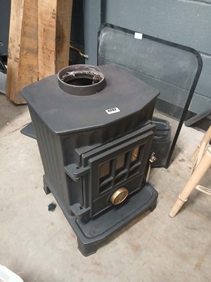 Lot 4202 - Cast iron stove