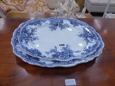 Lot 5169 - Pair of floral pattern blue and white meat...