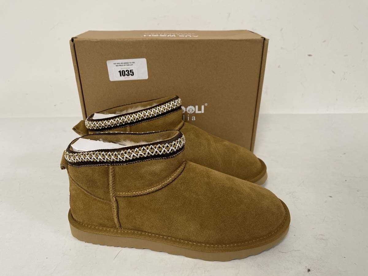 Lot AusWooli Australia alton chestnut boots size...