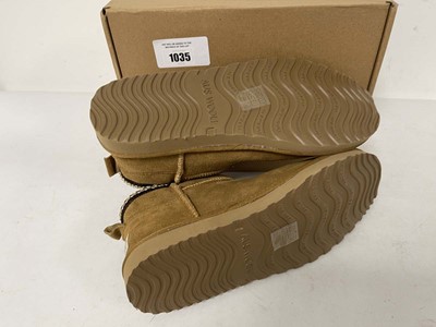 Lot AusWooli Australia alton chestnut boots size...