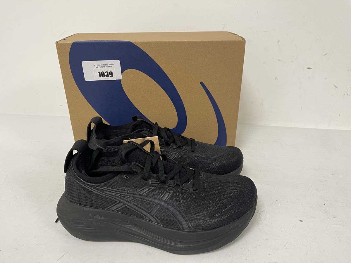 Lot Asics gel-nimbus 27 trainers in black size UK6...